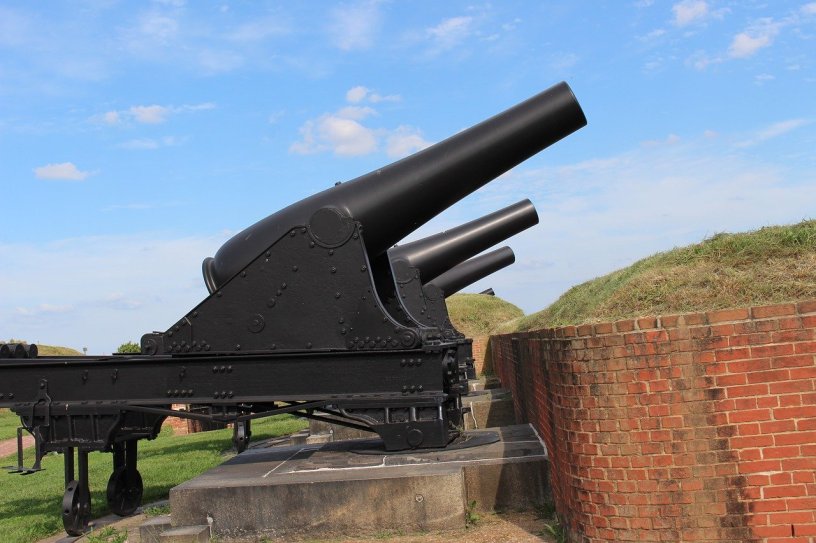 display cannon at Fort McHenry, Baltimore, Maryland